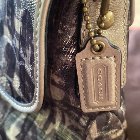 Coach Gold/Black mini shoulder Bag EUC - Picture 11 of 11